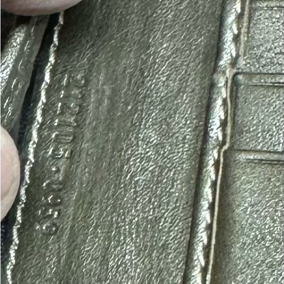 Gucci Wallet made in Italy. - Picture 7 of 11